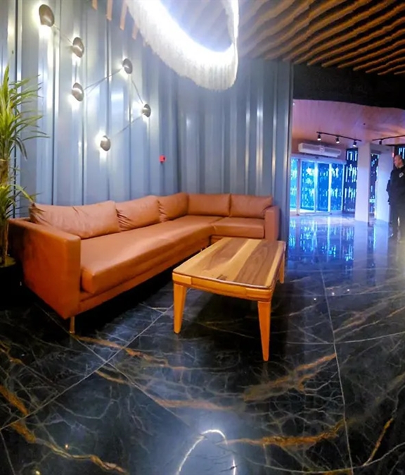 USO CENTER